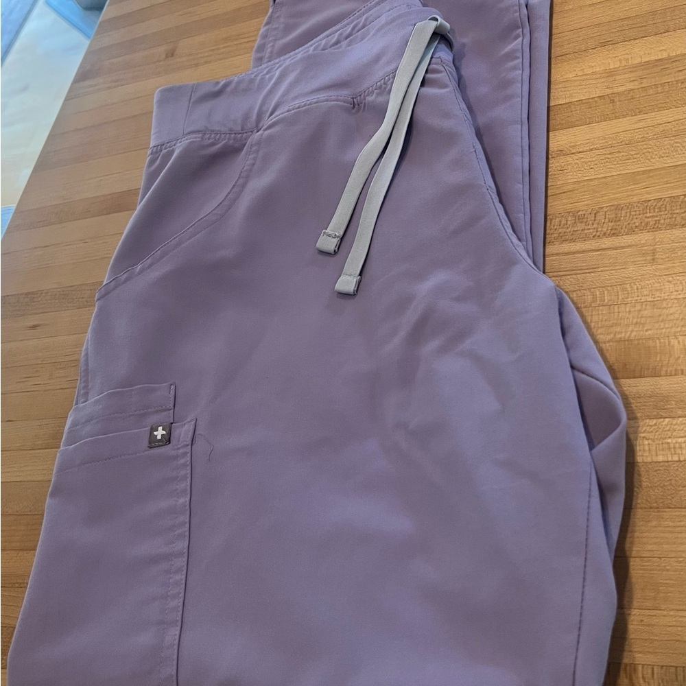 Figs Kade scrub pants Lavender Dew